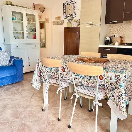 Greta's House Apartamento Badesi